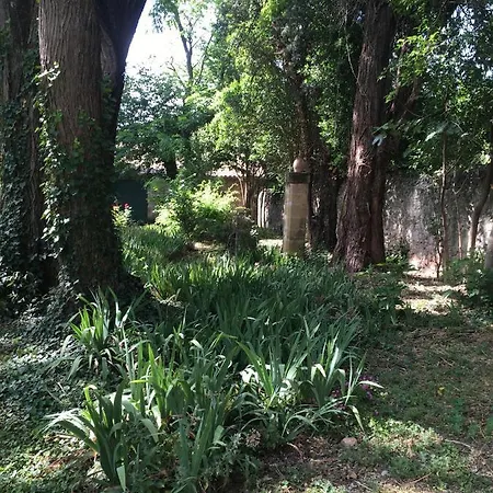 Frühstückspension Rocamour 3*