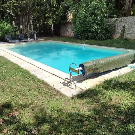 Lemasrocamour 3* Roquemaure (Gard)